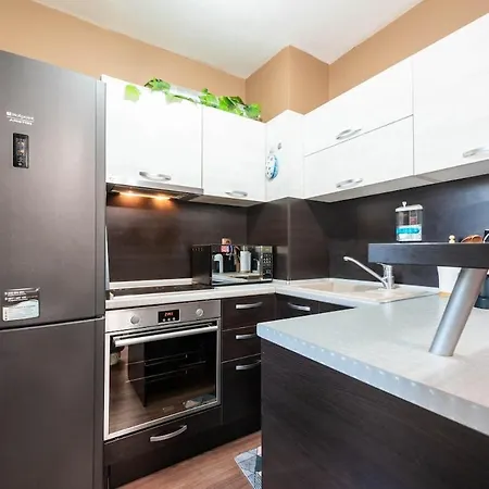 Parkside By Linas Apartamento Varna